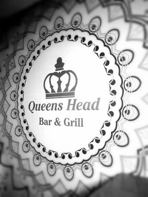 The Queens Head Bar & Grill